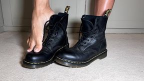 Dr Marten Boots