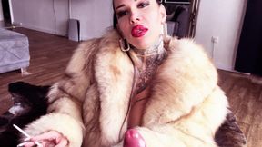 POV Blowjobs With Smoker