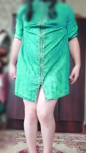 Cute Green Ladyboy Hot Blonde BBW Sissy Femboy Crossdresser Amateur Cosplayer Model