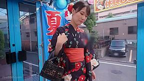 250530花火大会へ向かう女性をナンパd3