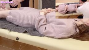 【1】オイルマッサージして触りまくってたら興奮して抑えられなくなってそのまま巨乳の客とSEX - 日本人/素人カップル/個人撮影