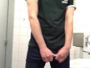Wanking at the AIRPORT before the Flight ** HUGE CUMSHOT **