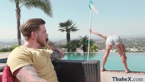 Fucking the tight ass of this Trans pool babe