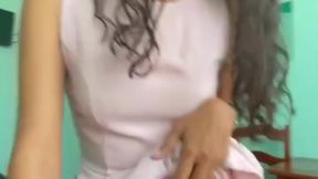 namorada magra depois da faculdade +18 quer que eu transe com ela em seu vestido rosa