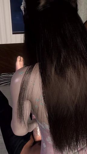 Liu Ruxue's First Night