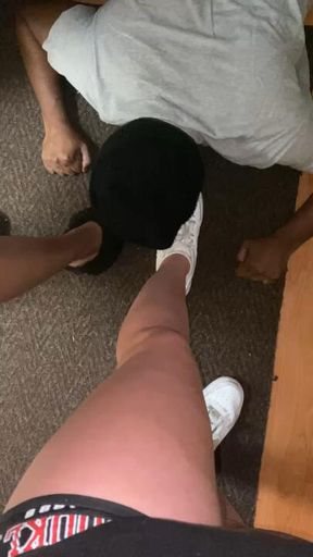 foot worship from a loser