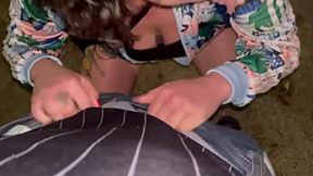 Girl gets sloppy deepthroat from BBC in the park