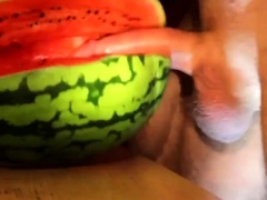 Muscular Amateur Self-Swallowing Fruit Fuck