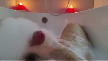 Warm Water, Thick Foam &mdash_ Unscripted Solo Session