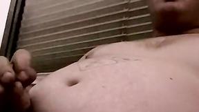”Chubby guy jerks off & makes his cock hard”