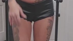 Naked on the Treadmill – Watch My Booty and Boobs Shake