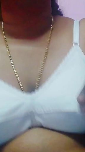 Desi Young Bhabi Mohini Has Sex with Her Boyfriend