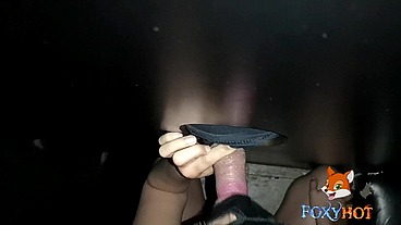 primer dia en las cabinas juarez, fui con mi esposo y un tipo me follo por el gloryhole
