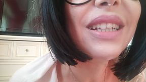 Busty doctor checks if you already know how to ejaculate-la dottoressa tettona controlla se sai gi&agrave_ eiaculare ITALIAN