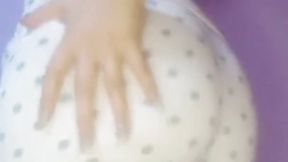 Big ass horny. طيزي مربربة بدها نيك