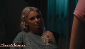 Sultry Seduction: Kenzie Taylor and Anna's Passionate Lesbian Play