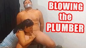 Daniela Diaz: Blowing The Plumber (mp4)