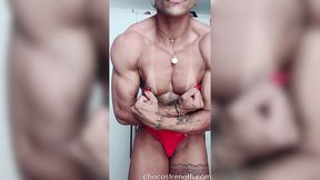 Ebony muscle mom flexes and poses