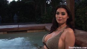 Charmane Star lesbian pussy eating with Mya Luanne