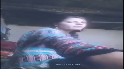 Pakistani cute sexy girl rubbing her clean pussy n showing boobs to lover.