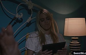 Kenna James clebrates with lover Shyla Jennings with lesbian sex