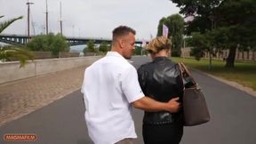 Business Woman with Tattoos Makes an Hour Free for Sex