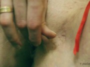 Он меня совсем не трахает! Спаси меня, возьми член в руку, подрочи и вставь