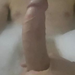 Stroking my big cock in a bubble bath (4k)