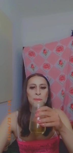 Sissy Femboy Drink Pissing