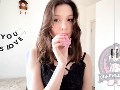 BunsLoveLad Teases in Lingerie: All You Need Is Love