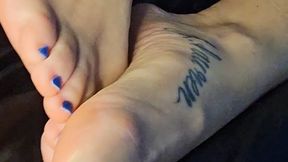 Meet Aliza Garnet and her tatted feet