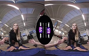 - Naomi Bennet - Fit Babe Loves to Fuck Near Posh Cars