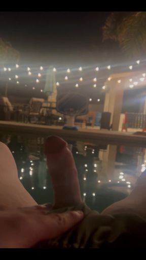 I need someone to romantically give me head under the stars