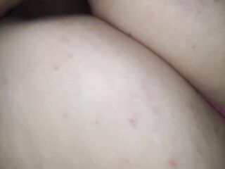 Beating my dick off in between my stepsister bulky booty buttocks ????