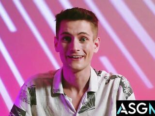 DISRUPTIVE FILMS - How Lengthy Can Twink Resist Schlong on Homo Reality Show?