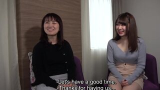 A couple of hot Japanese chicks are having an FMF