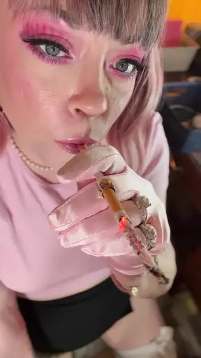 A Pink Princess! Tina Snua Smokes A Cigarette In A Holder - Smoking Cute Wig Gloves Smoker