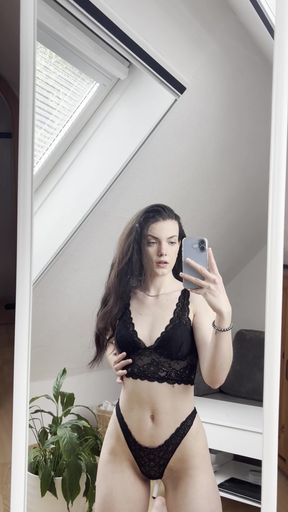 Hot girlfriend shares her OnlyFans page on social media