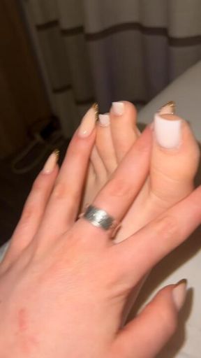 Finger & Feet – Double the Temptation 👣😝