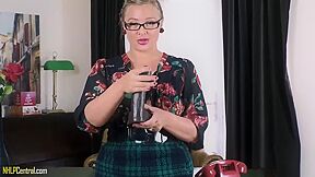 Alluring Stepmommy In The Office Solo Porn Video