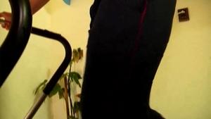 Experienced Masseur Takes Control