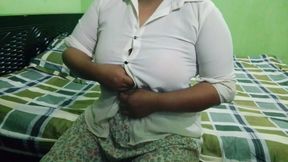 When she saw her older step-sister in her room in a revealing dress, she her younger step-brother&amp;#039;s from behind and satisfi