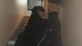 【野外フェラ】地雷系素人カップルがマンションの階段で主観フェラ抜き Outdoor blowjob amateur couple blowjob on the stairs of their apt