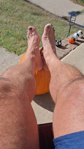 hairy legs and cute toes