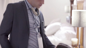 Kendra Spade sucking prick before getting fucked