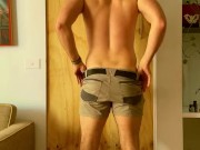 Sam Visits Gloryhole run by Sissy