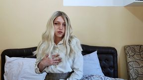 krista shyann comes home after hard day and fingers her wet pussy