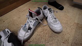 Demolishing Nike Jordan four What the F - Part 1