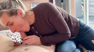 Il veut encore une pipe mais je dois partir au travail