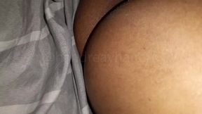 me cojo a mi mejor amigo de la universidad sin condon, porfavor no le digas a mi novio que me dejaste llena de leche